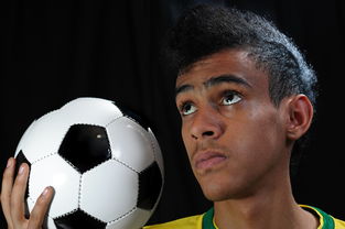 开云体育中国官方网站-NBA最佳新秀竞争激烈 三人数据旗鼓相当，nba最佳新秀含金量